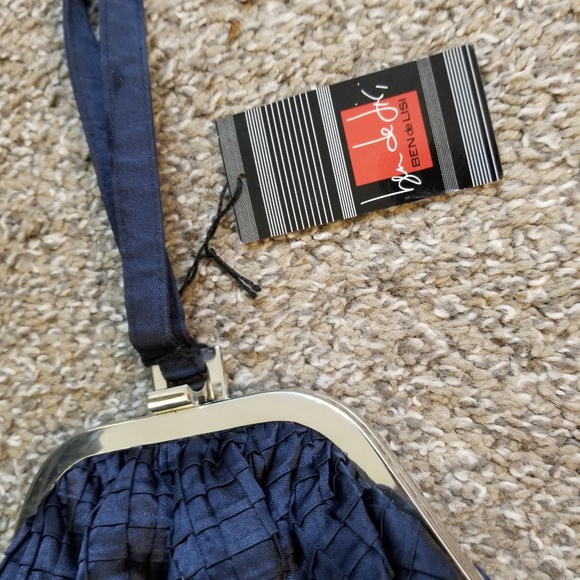 Ben de lisi navy purse small bag - Picture 3 of 8